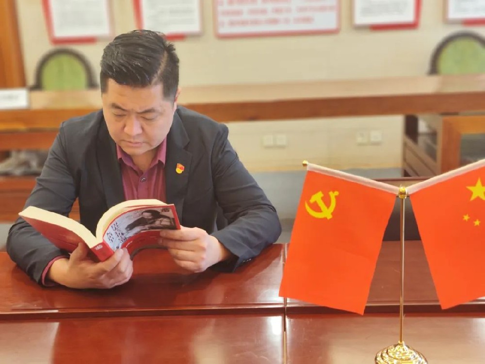 志存高遠(yuǎn)：讀紅書、建信念